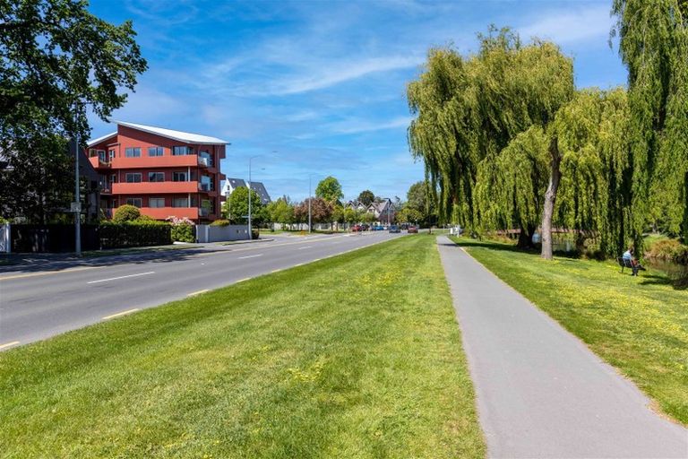 Photo of property in 82d Park Terrace, Christchurch Central, Christchurch, 8013