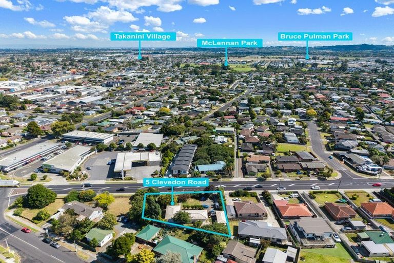 Photo of property in 5 Clevedon Road, Papakura, 2110