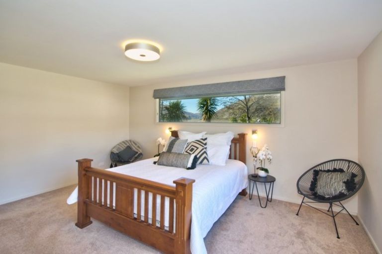 Photo of property in 3 Widgeon Place, Lake Hayes, Queenstown, 9304