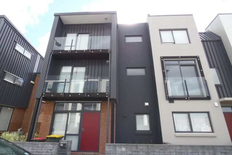 Photo of property in 188 Hobsonville Point Road, Hobsonville, Auckland, 0616