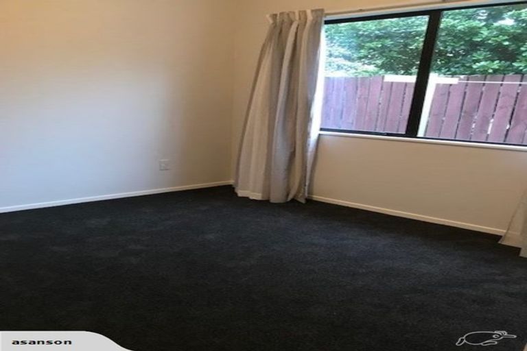 Photo of property in 15c Taylor Terrace, St Andrews, Hamilton, 3200