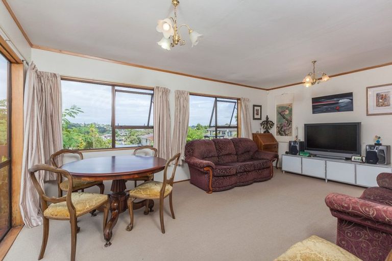 Photo of property in 2/99 Glamorgan Drive, Torbay, Auckland, 0630