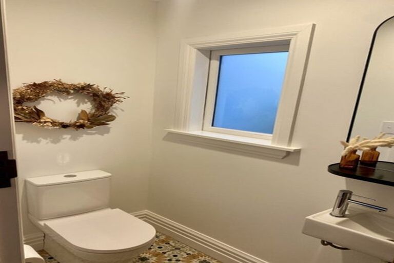 Photo of property in 62 Saint Davids Street, Lyttelton, 8082