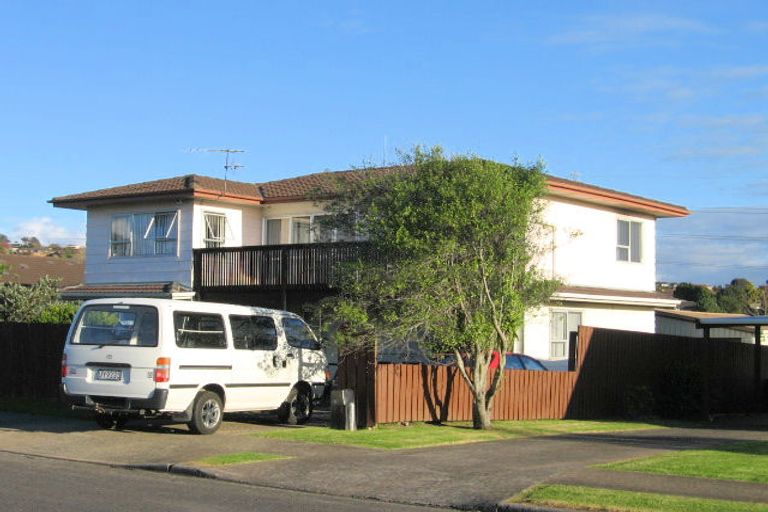 Photo of property in 13 Dillon Crescent, Clover Park, Auckland, 2019