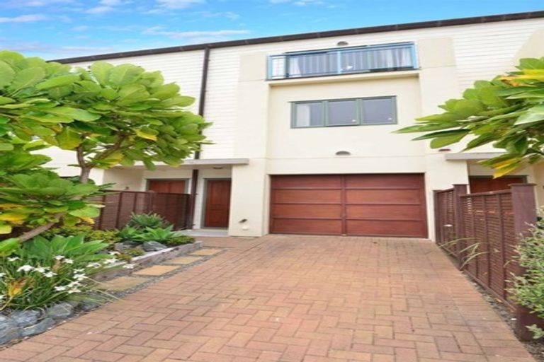 Photo of property in 30 Waterside Crescent, Gulf Harbour, Whangaparaoa, 0930