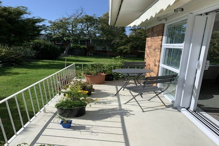 Photo of property in 3/21 Waterloo Road, Milford, Auckland, 0620