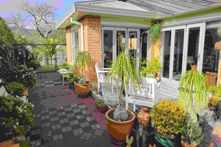 Photo of property in 9 Edgewater Grove, Whakatane, 3120