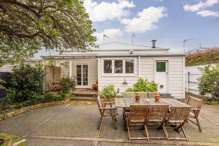 Photo of property in 110 Waghorne Street, Ahuriri, Napier, 4110