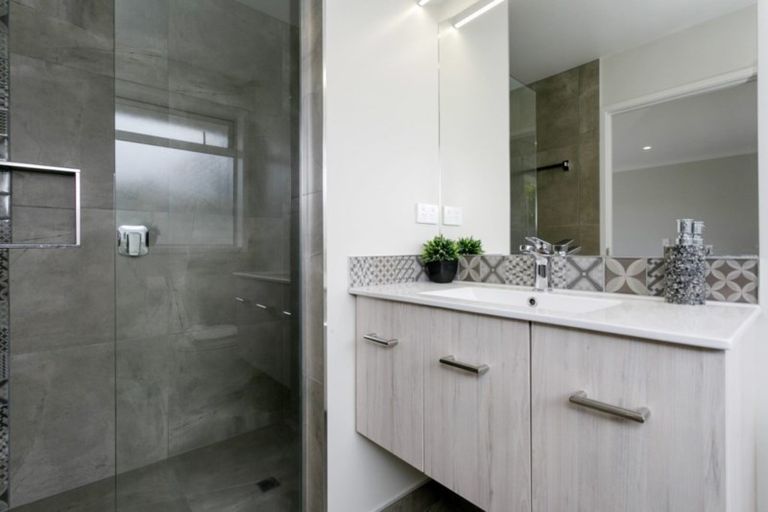 Photo of property in 5 Ernest Kemp Rise, Wharewaka, Taupo, 3330