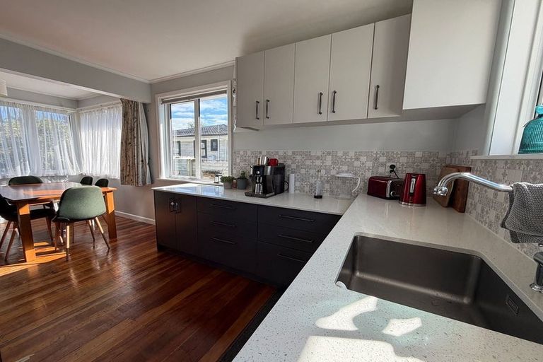 Photo of property in 1/64 Opaheke Road, Opaheke, Papakura, 2113