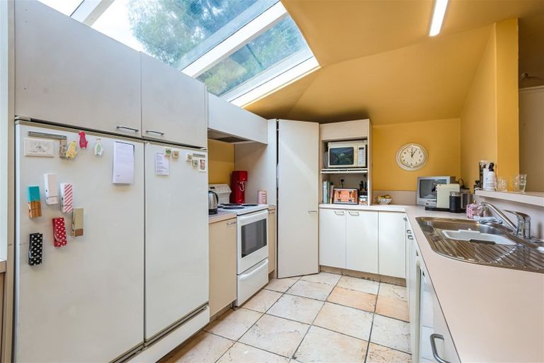 Photo of property in 132 Bishop Street, St Albans, Christchurch, 8014