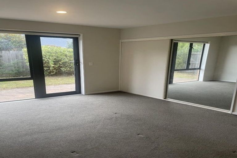 Photo of property in 32 Berkshire Drive, Avonhead, Christchurch, 8042