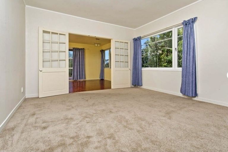 Photo of property in 10 Braemar Road, Rothesay Bay, Auckland, 0630