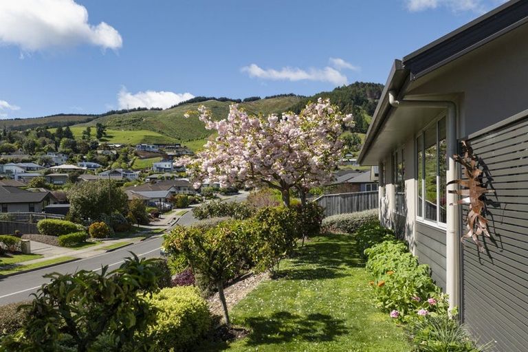 Photo of property in 77 Washbourn Drive, Richmond, 7020