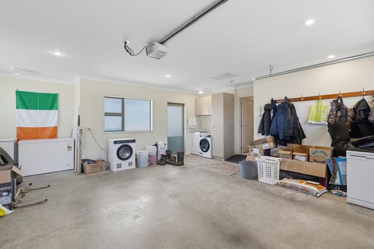 Photo of property in 16 Maria Street, Lumsden, 9730