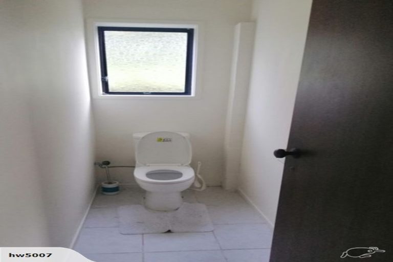 Photo of property in 96 Langana Avenue, Browns Bay, Auckland, 0630