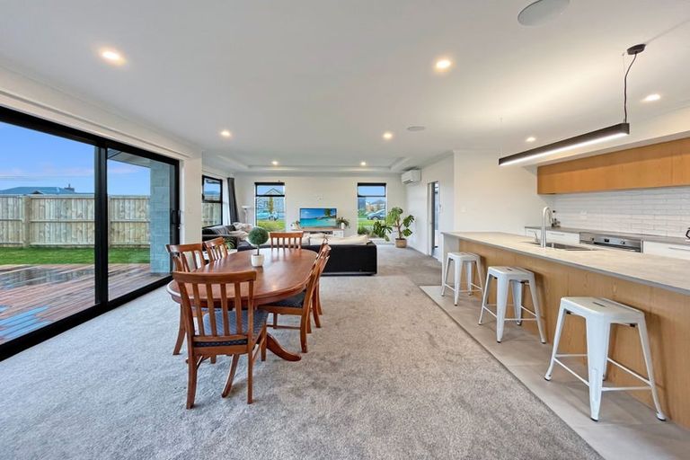 Photo of property in 8 Texel Crescent, West Melton, 7618