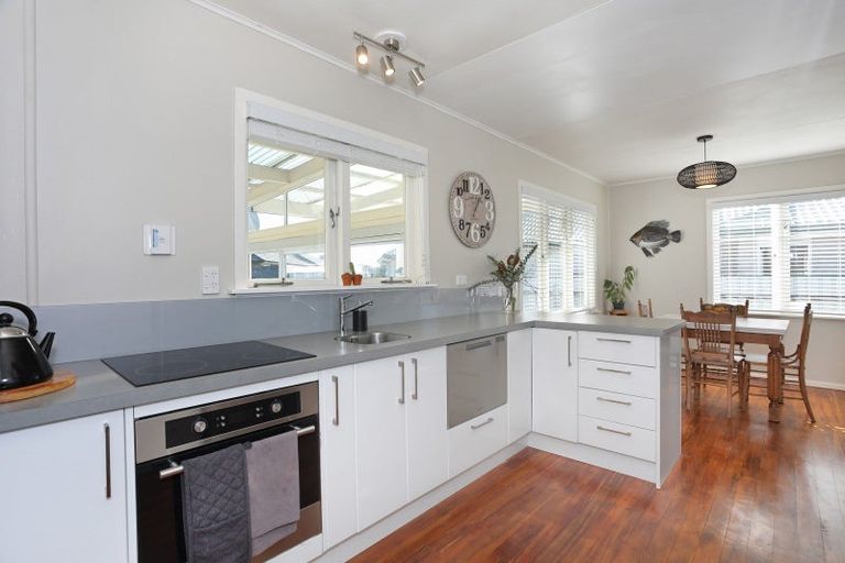 Photo of property in 100 East Street, Feilding, 4702