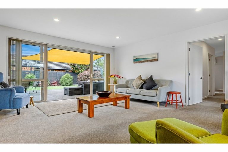 Photo of property in 5 Cyclamen Place, Aidanfield, Christchurch, 8025