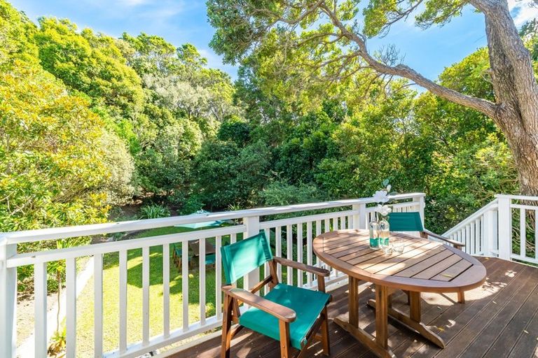 Photo of property in 22 Fitzroy Street, Wadestown, Wellington, 6012