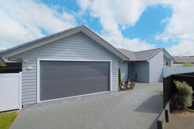 Photo of property in 12 Mayfly Grove, Nukuhau, Taupo, 3330