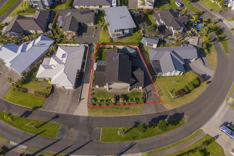 Photo of property in 22 Aquila Drive, Whitianga, 3510