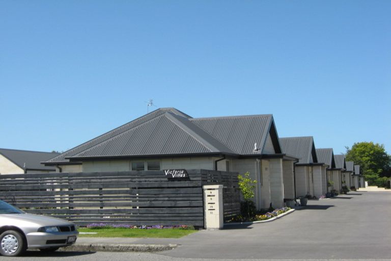 Photo of property in 9/26 Victoria Street, Rangiora, 7400