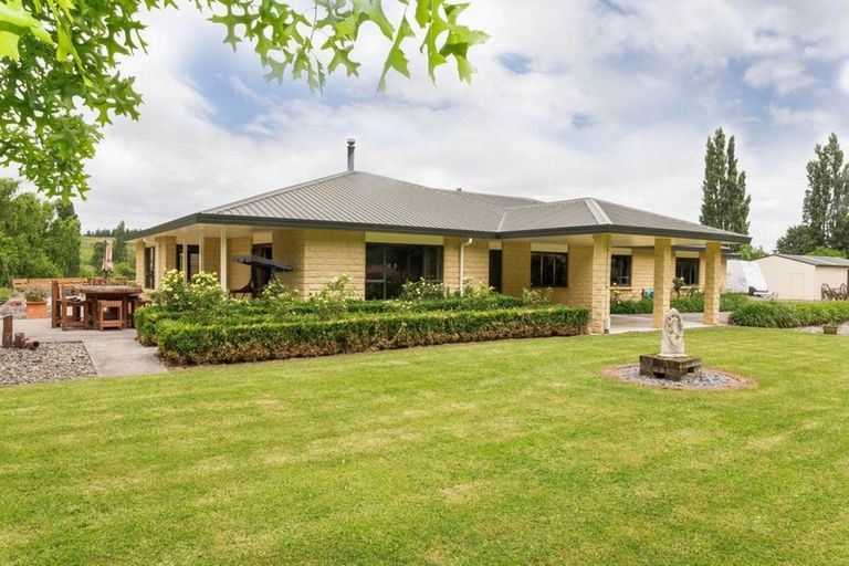 Photo of property in 6 Cuba Street, Dannevirke, 4930