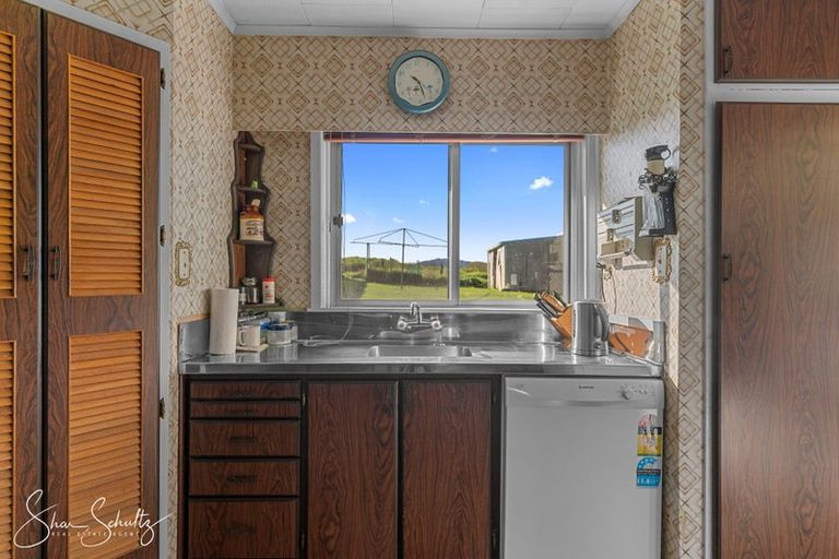 Photo of property in 30 Bickerstaffe Road, Maungaturoto, 0520