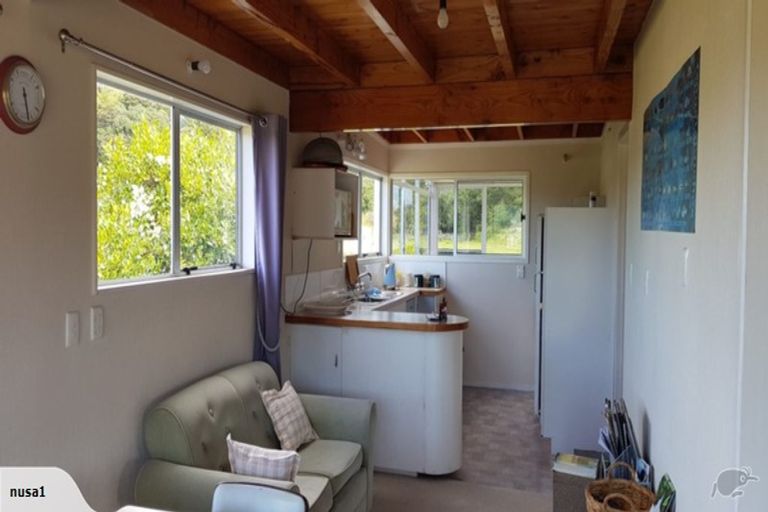 Photo of property in 17 Taiwa Road, Oakura, Hikurangi, 0184