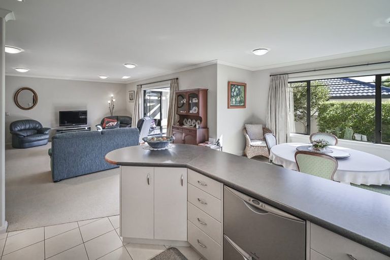 Photo of property in 4a Lindsay Street, Havelock North, 4130