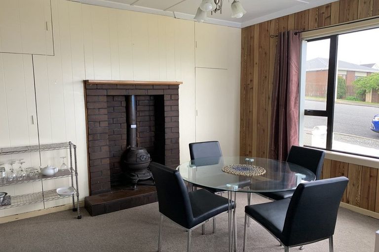 Photo of property in 12 Walker Street, Bluff, 9814