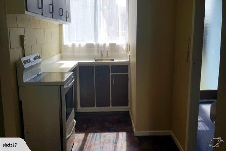 Photo of property in 8/100 Martin Street, Wallaceville, Upper Hutt, 5018