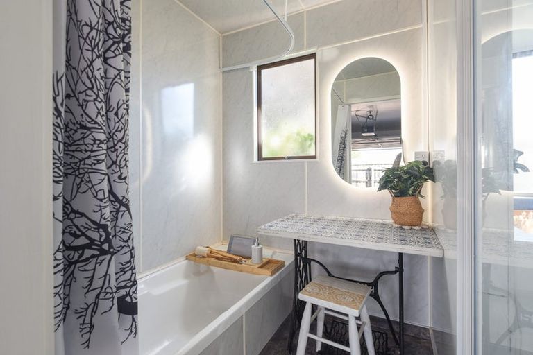 Photo of property in 42a Holland Street, Glenholme, Rotorua, 3010