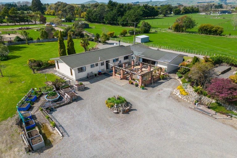 Photo of property in 16 Te Whiti Road, Homebush, Masterton, 5810