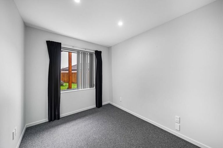 Photo of property in 27 Clematis Place, Wigram, Christchurch, 8042