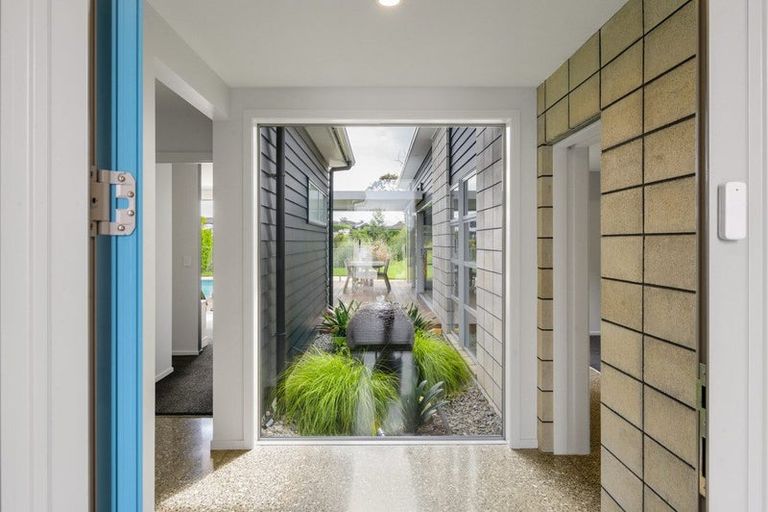 Photo of property in 24 Wisteria Place, Flagstaff, Hamilton, 3210