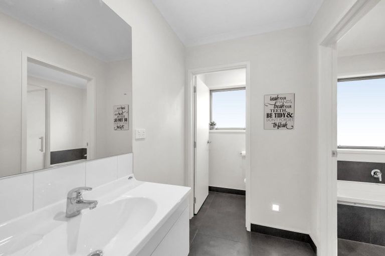 Photo of property in 44 Lignite Drive, Rolleston, 7614