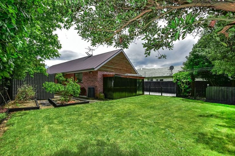 Photo of property in 50 Radiata Avenue, Parklands, Christchurch, 8083