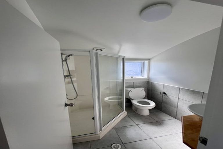 Photo of property in 6b Ahuriri Street, Strathmore Park, Wellington, 6022