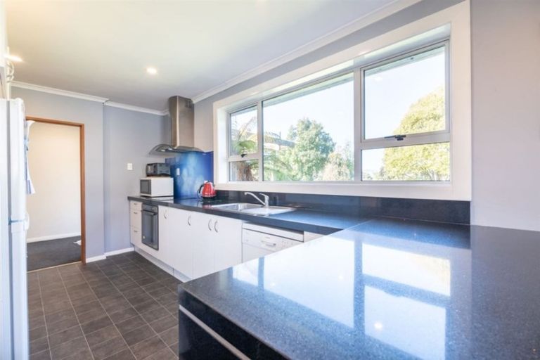 Photo of property in 30 Dickson Crescent, Hornby, Christchurch, 8042