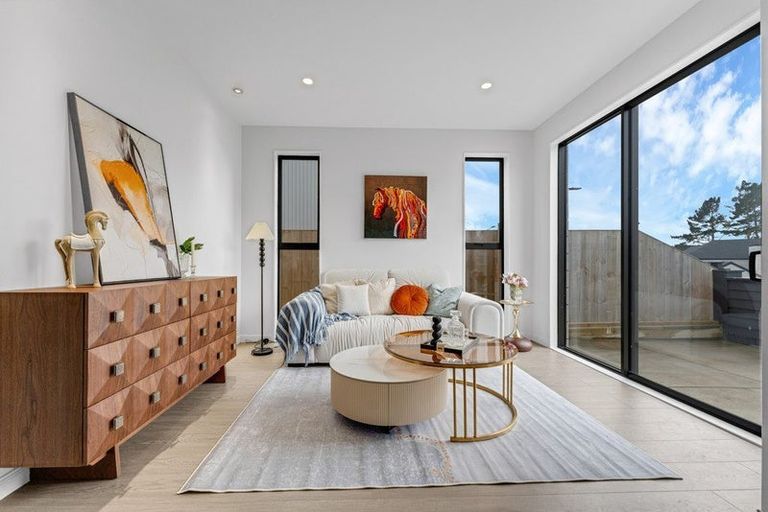Photo of property in 12 Greenstead Close, Flat Bush, 2019