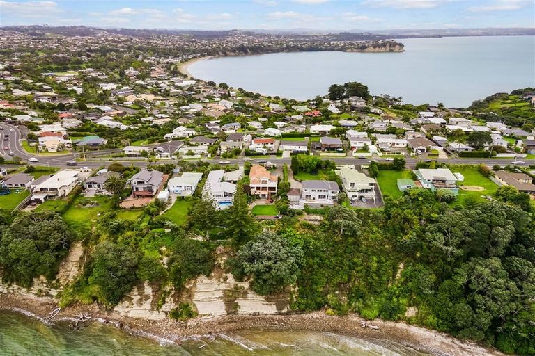 Photo of property in 985 Whangaparaoa Road, Tindalls Beach, Whangaparaoa, 0930
