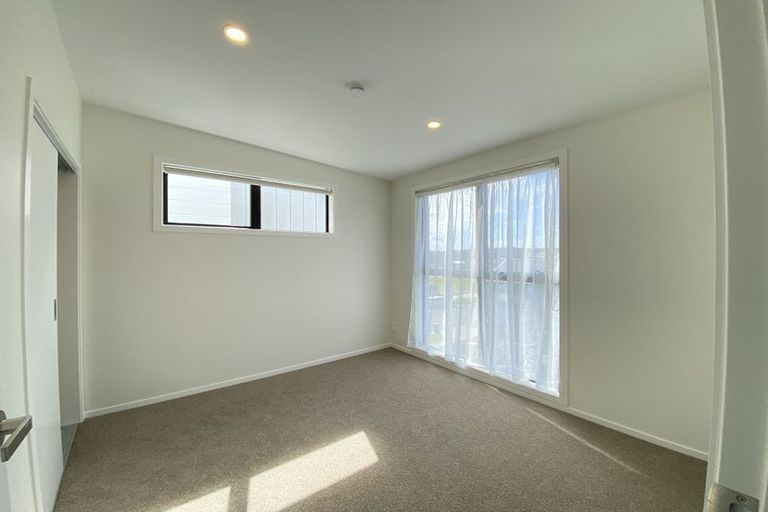 Photo of property in 69 Joshua Carder Drive, Hobsonville, Auckland, 0616