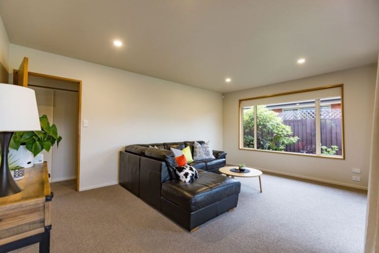 Photo of property in 1/30 Seymour Street, Hornby, Christchurch, 8042