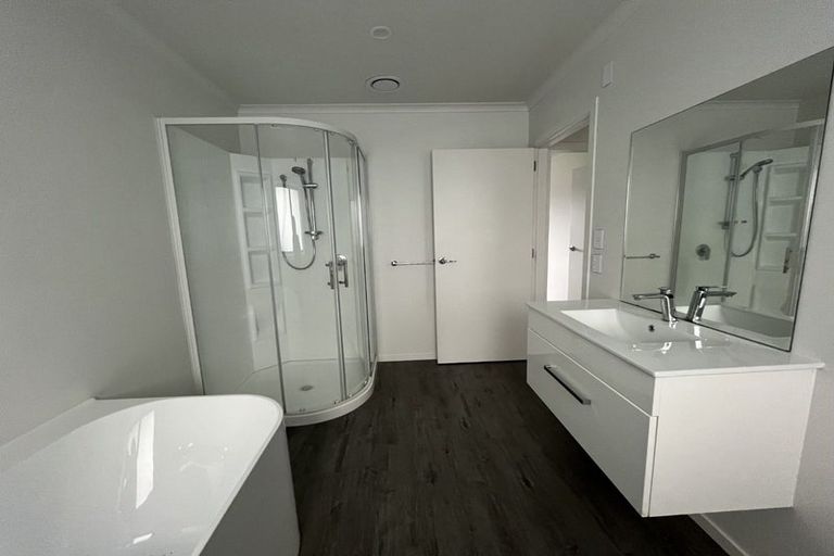 Photo of property in 6c Brown Avenue, Carterton, 5713