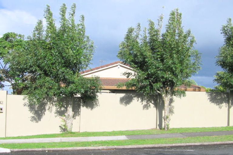 Photo of property in 32 Palmyra Way, Half Moon Bay, Auckland, 2012