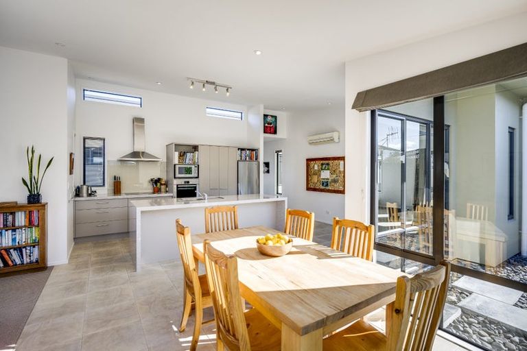 Photo of property in 11 Pania Place, Poraiti, Napier, 4112