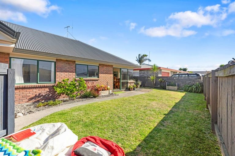 Photo of property in 88 Evans Road, Papamoa Beach, Papamoa, 3118