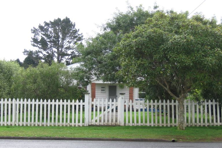 Photo of property in 6 Puriri Street, Te Kamo, Whangarei, 0112